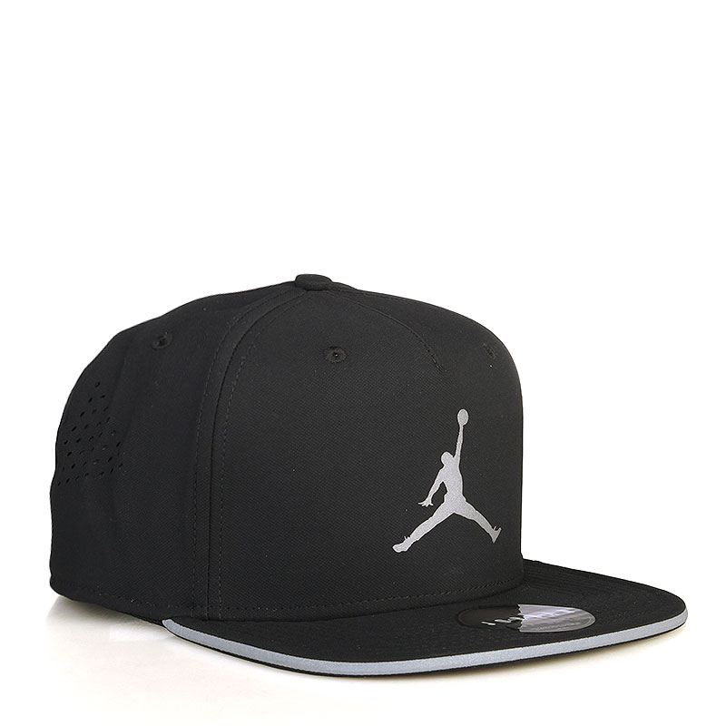 мужская черная кепка Jordan Air Jordan Jumpman 724902-010 - цена, описание, фото 1